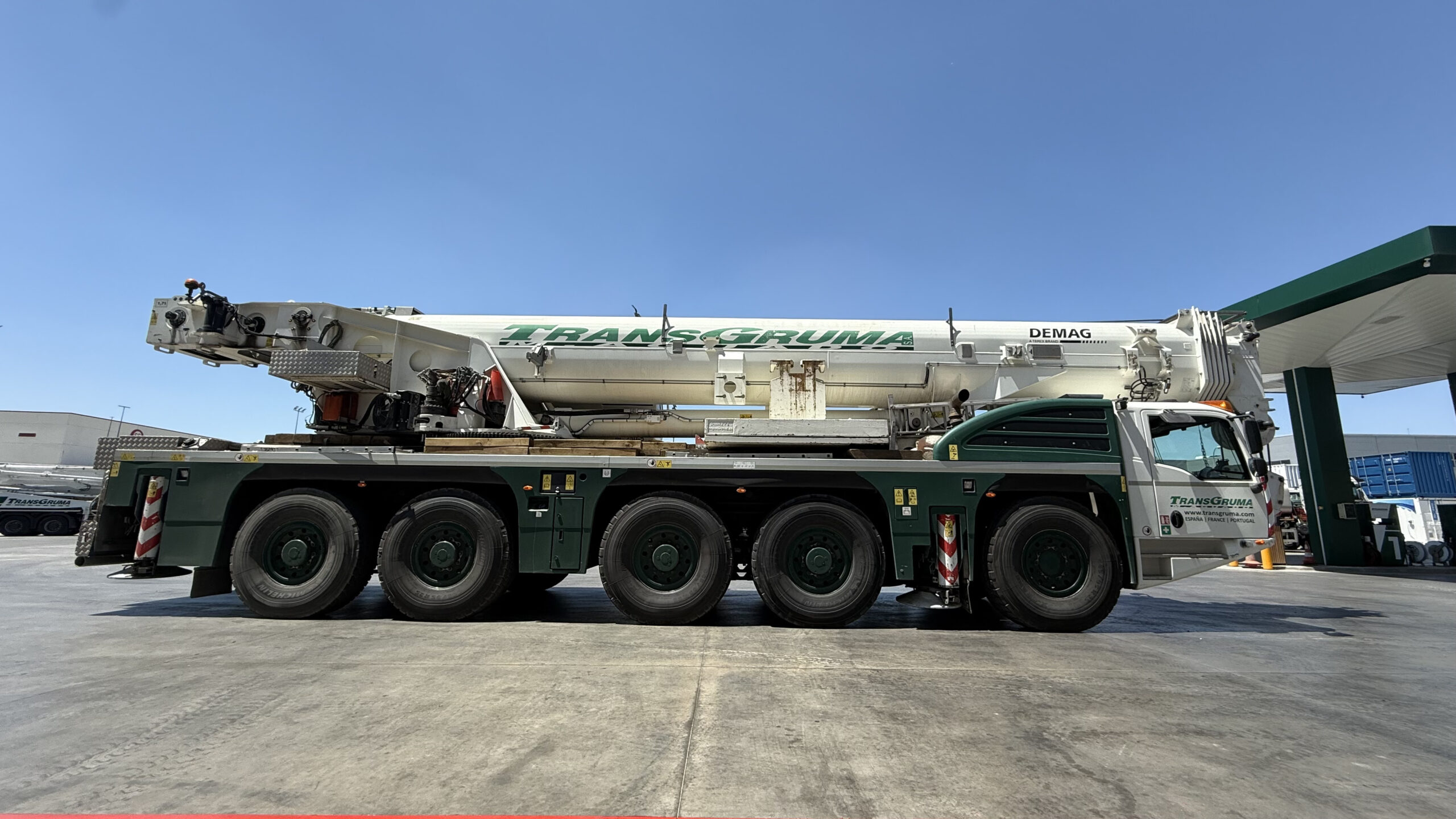 grúa demag 250 en venta