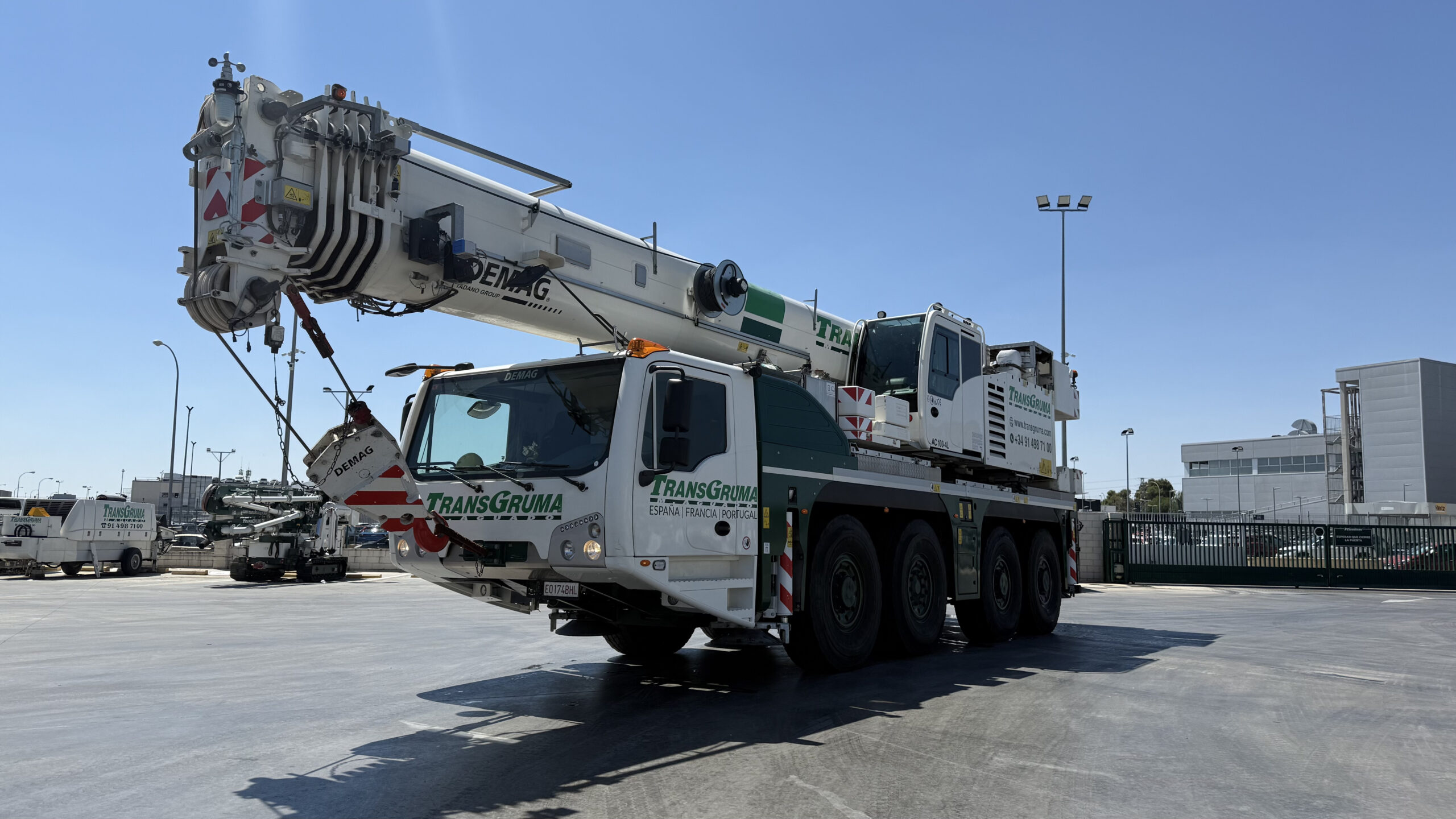 Grúa en venta Demag 100