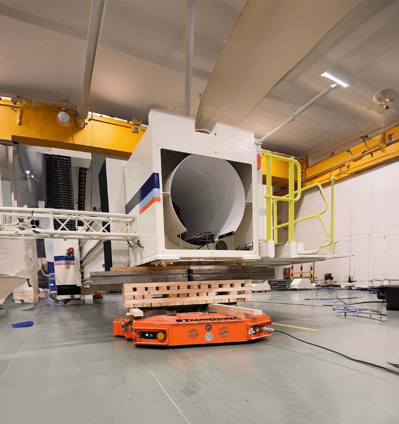 movimiento de maquinaria industrial