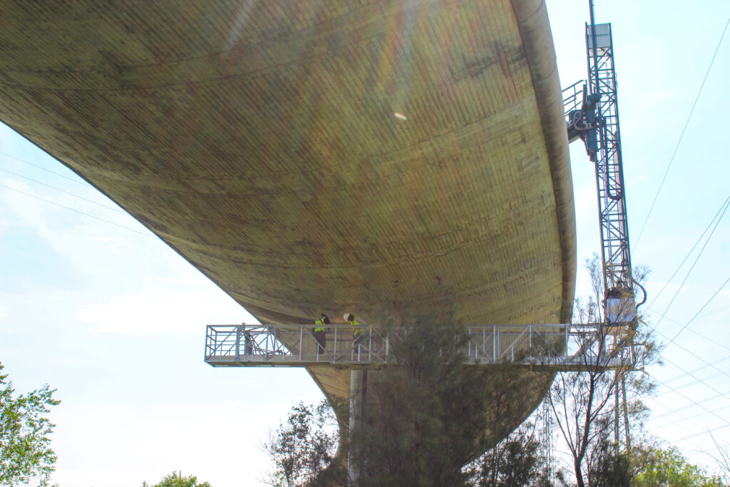 plataforma inspección bajo puentes